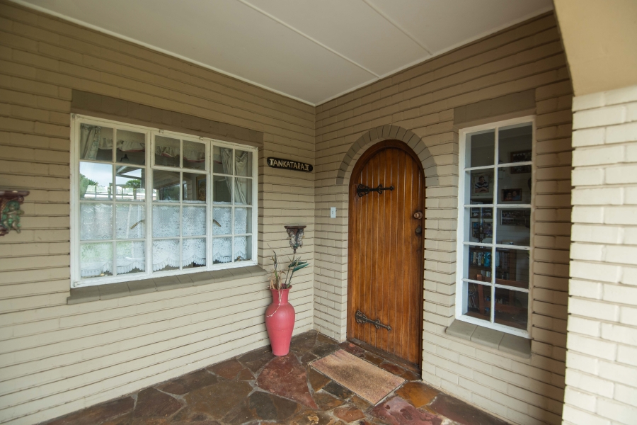 4 Bedroom Property for Sale in Bluewater Bay Eastern Cape